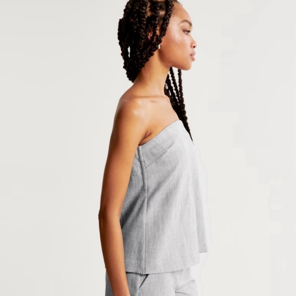 NWT Abercrombie & Fitch Strapless Tailored Top in Grey M